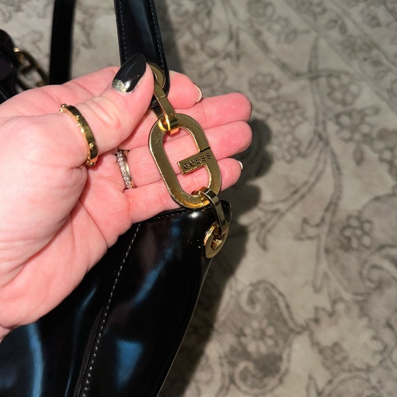 Y2K GUESS Black Patent Leather Shoulder Bag - Picture 8 of 11
